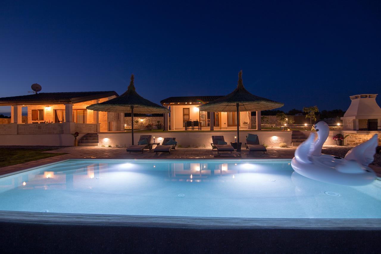 Estate Villa Duo Biograd Na Moru Exteriör bild