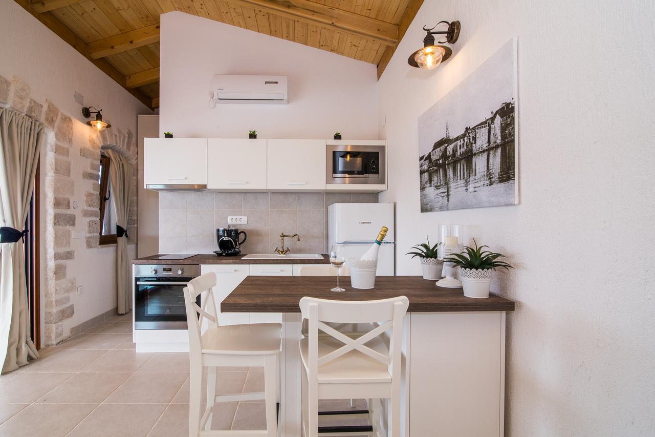 Estate Villa Duo Biograd Na Moru Exteriör bild